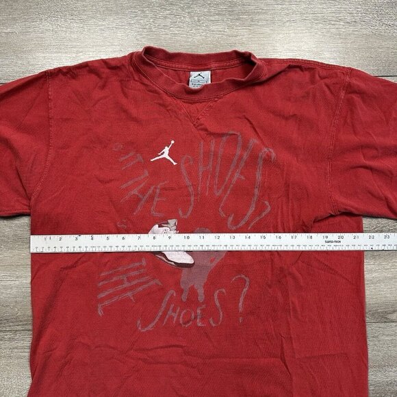 Air Jordan Shirt Mens XL Red Nike Is It The Shoes Crew Neck Short Sleeve VTG - Picture 6 of 7